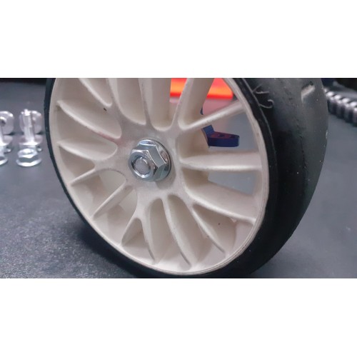 TRAXXAS XO-1 1/5 SQUARE WHEEL HUB ADAPTERS E-REVO E-MAXX TRAXXAS XO-1 1/5 SQUARE WHEEL HUB ADAPTERS E-REVO E-MAXX