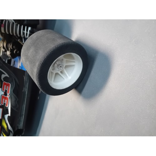 TRAXXAS JATO 2.5 3.3 FOAM WHEEL HUB ADAPTERS