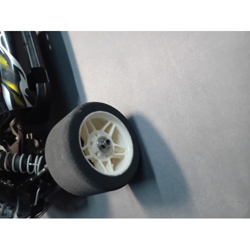 TRAXXAS JATO 2.5 3.3 FOAM WHEEL HUB ADAPTERS