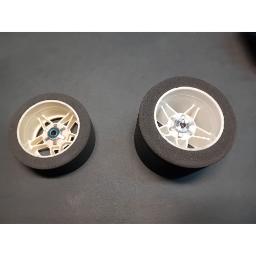 TRAXXAS JATO 2.5 3.3 FOAM WHEEL HUB ADAPTERS