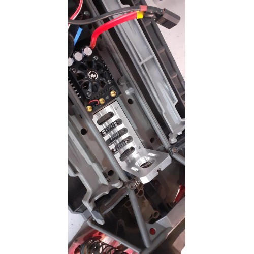 TRAXXAS X-MAXX 1/5 ALUMINUM MOTOR MOUNT TRAXXAS X-MAXX 1/5 ALUMINUM MOTOR MOUNT