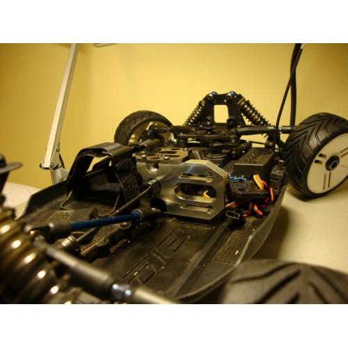 TEAM ASSOCIATED RC.8 BRUSHLESS CONVERSION MOTOR MOUNT TEAM ASSOCIATED RC.8 BRUSHLESS CONVERSION MOTOR MOUNT