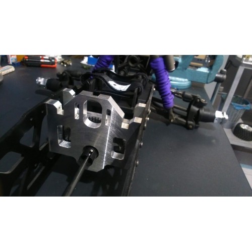  CEN COLOSUS XT REEPER CENTER MOTOR MOUNTS 1/5