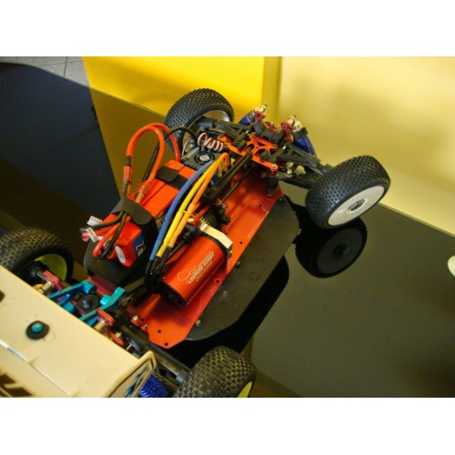 THUNDER TIGER EB4S2 BRUSHLESS CONVERSION MOTOR MOUNT THUNDER TIGER EB4S2 BRUSHLESS CONVERSION MOTOR MOUNT