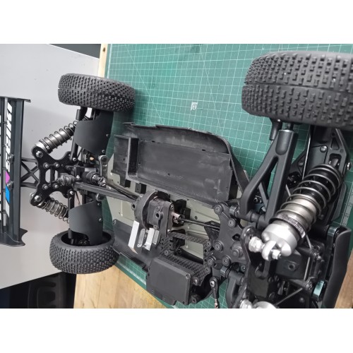 Mugen MBX8 Brushless Conversion Kit